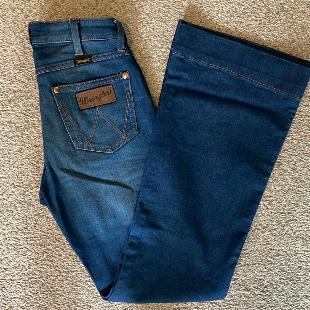 Wrangler Women's Retro Premium Five Pocket Trouser Jean